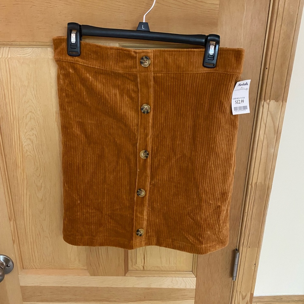 Corduroy stretch mini skirt